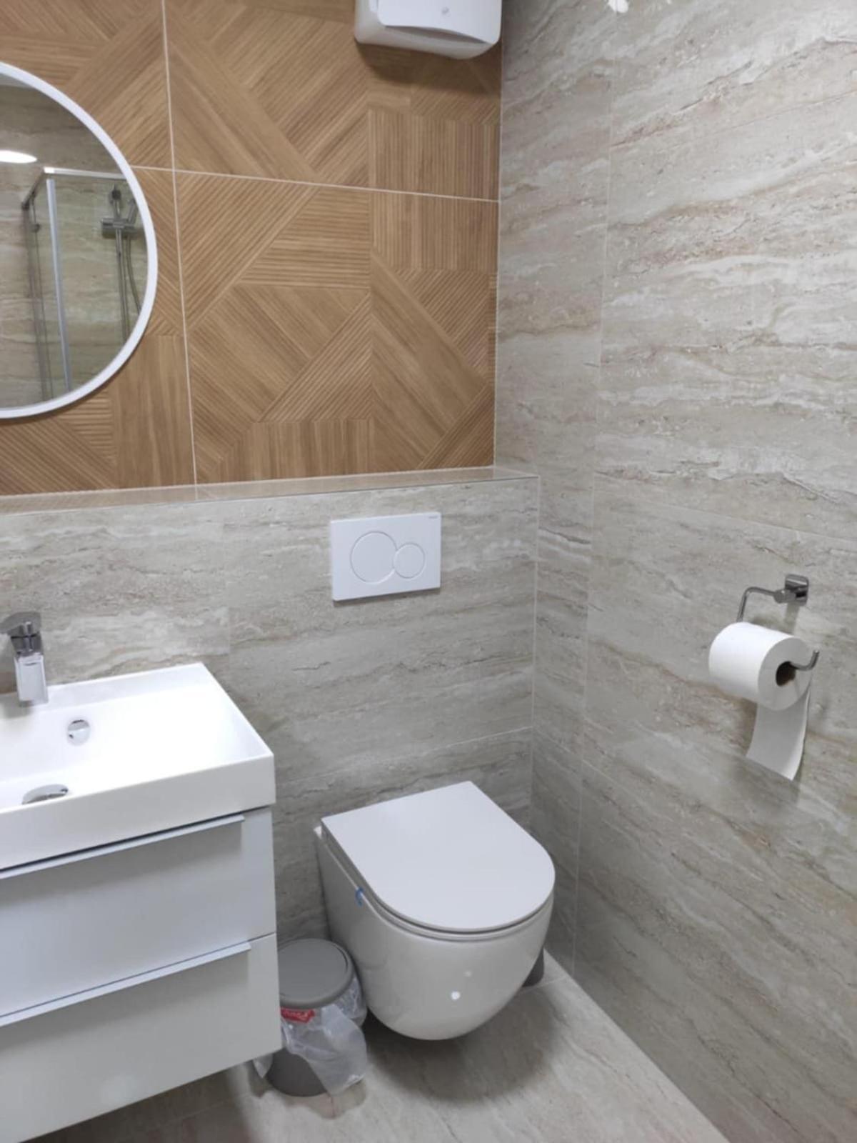 Hotel Privat Julia Vrbov Esterno foto