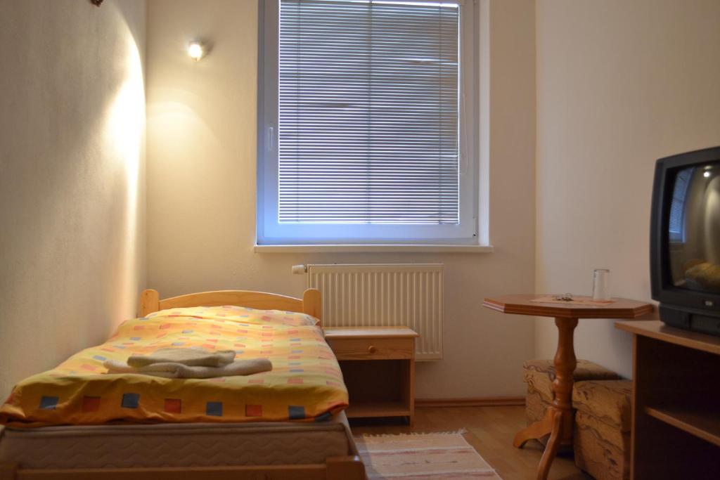 Hotel Privat Julia Vrbov Camera foto